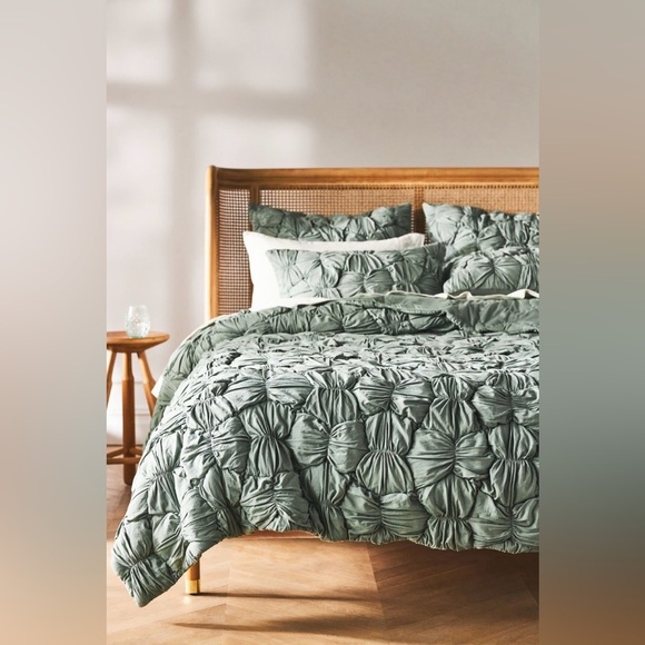 Anthropologie Constance Cotton Jersey Cloud Quilt Size King NWT - Picture 1 of 14